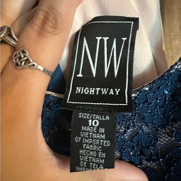 Nightway Dress - Picture 4 of 4